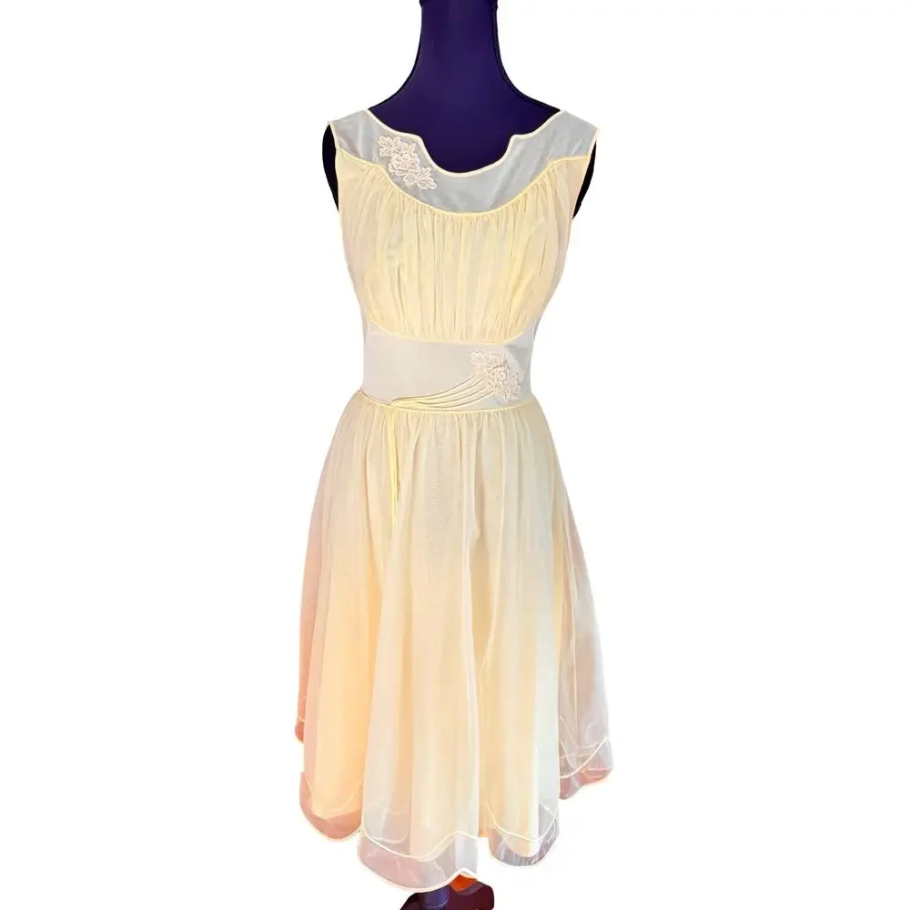 Rare Vintage 1960s Shadowline Butter Yellow Nylon Nightgown Full Skirt XS - Picture 9 of 14